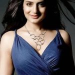 ameesha-patel-fitness-1683790223.jpeg